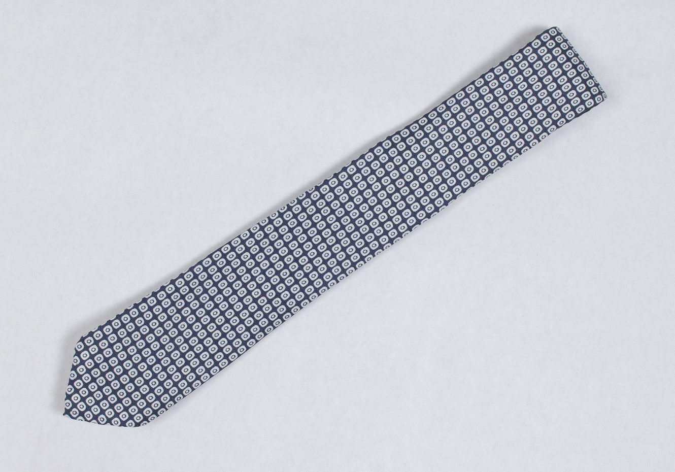 Slim fantasy pattern silk tie (dark navy) by Calabrese - Dorian Boutique